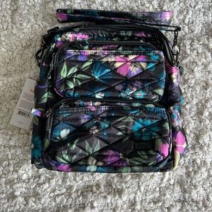lug Compass crossbody bag in Bloom Black